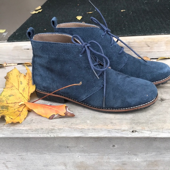 Lace up Booties/Mocassins EUC - Picture 1 of 5